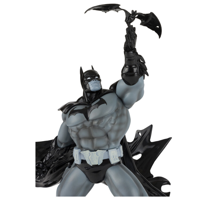 batman noir et blanc - batman par freddie williams ii statue en résine de 18 cm