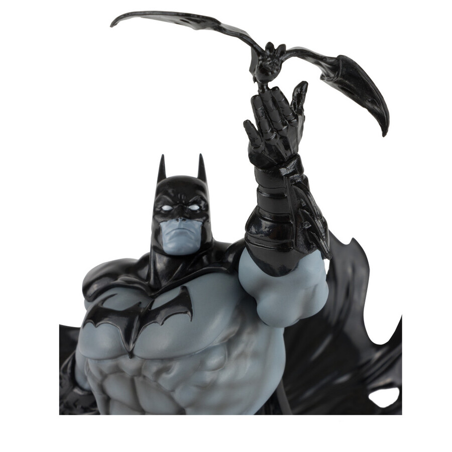 batman noir et blanc - batman par freddie williams ii statue en résine de 18 cm