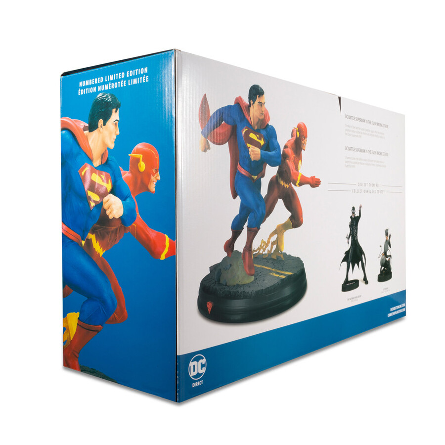 statue en résine de combat superman contre flash dc