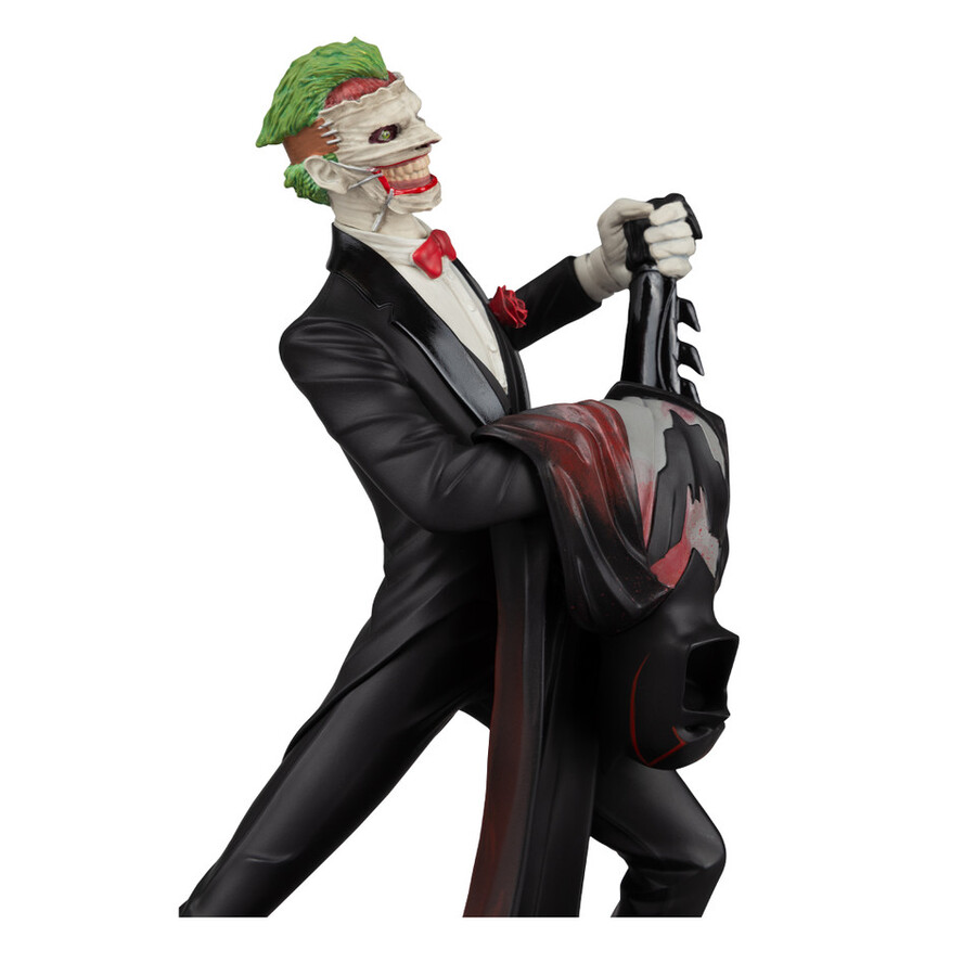 statue en résine du joker et de batman par greg capullo dc designer series