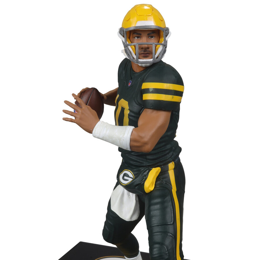 figurine jordan love avec maillot classique green bay packers gold label nfl 7 mcfarlanes sportspicks
