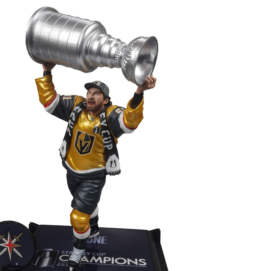 figurine mark stone avec la coupe stanley golden knights de vegas nhl 7 pouces - sélection sportive mcfarlane